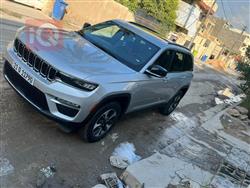 جیپ گراند شیرۆکی